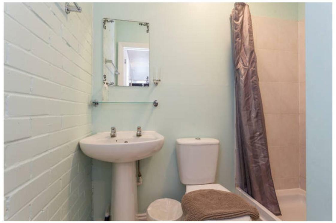 Shirley Apartments, Cozy Studio, Self Check In, 10 Min Drive To City Centre, Walking To Redbridge Train Station Southampton Buitenkant foto